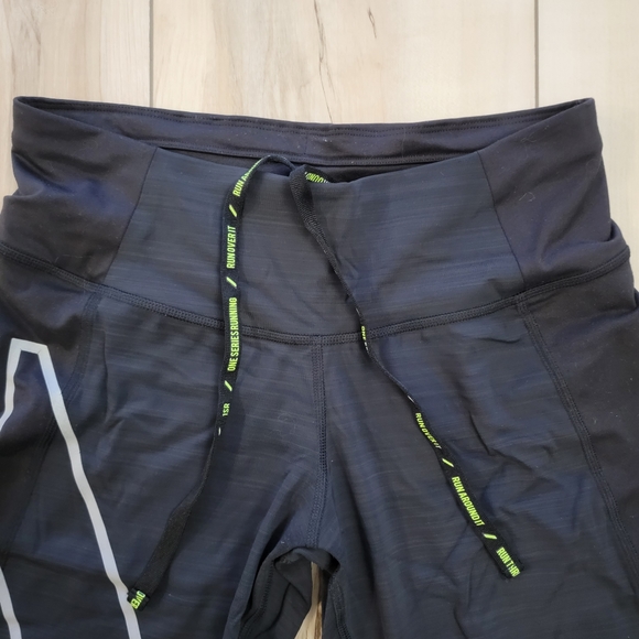 Reebok Reflective Running Tights - Size Small - Picture 4 of 9